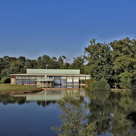 Logis Des Lacs D'Halco Hagetmau Exterior photo