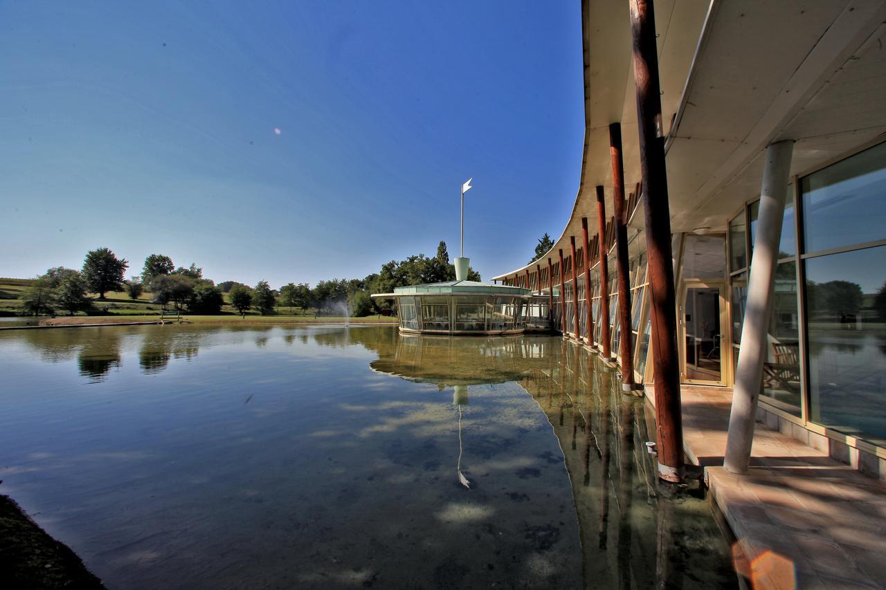 Logis Des Lacs D'Halco Hagetmau Exterior photo