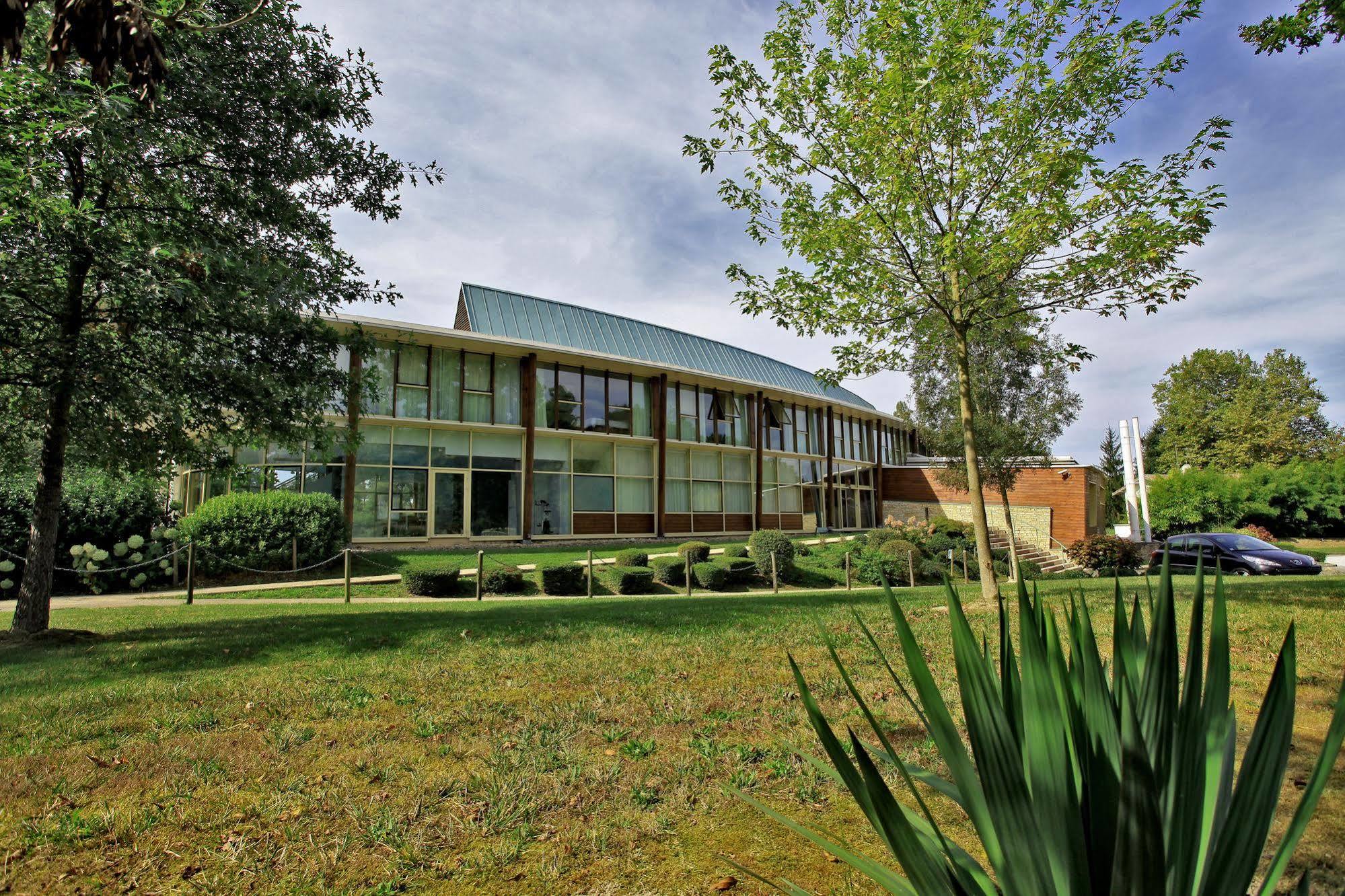 Logis Des Lacs D'Halco Hagetmau Exterior photo