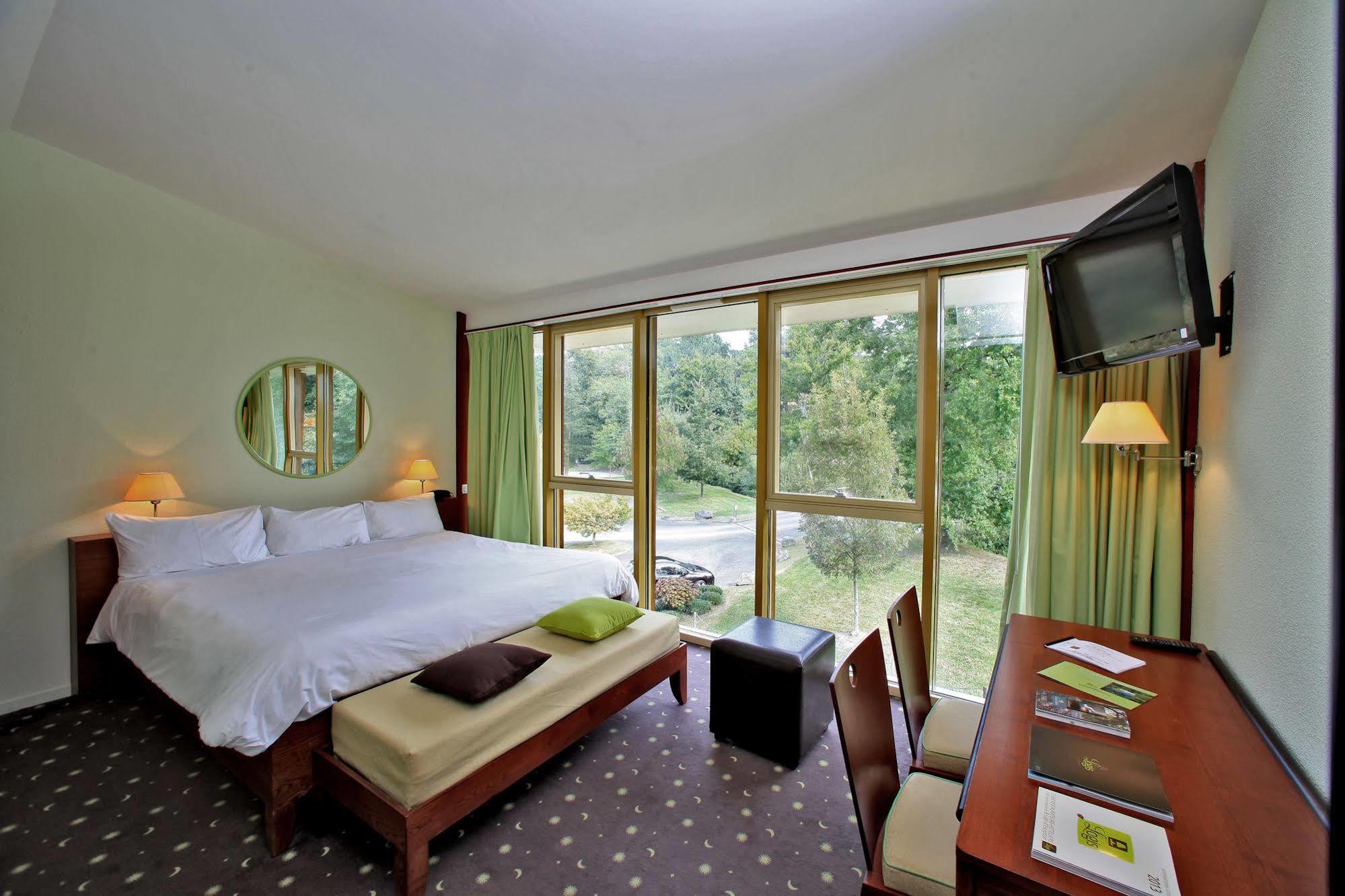 Logis Des Lacs D'Halco Hagetmau Exterior photo